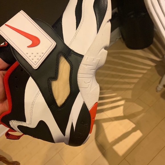 Air diamond turf Dion Sanders - Picture 2 of 7